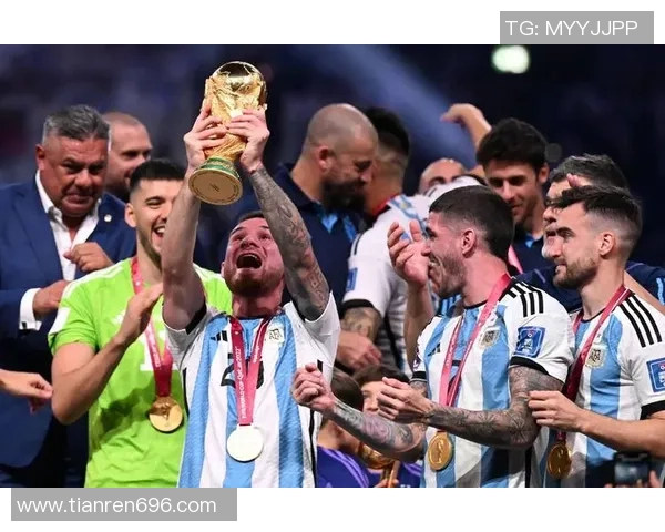 世界杯激战正酣各国强队争夺荣誉谁将捧起传奇奖杯成为新一代足球王者