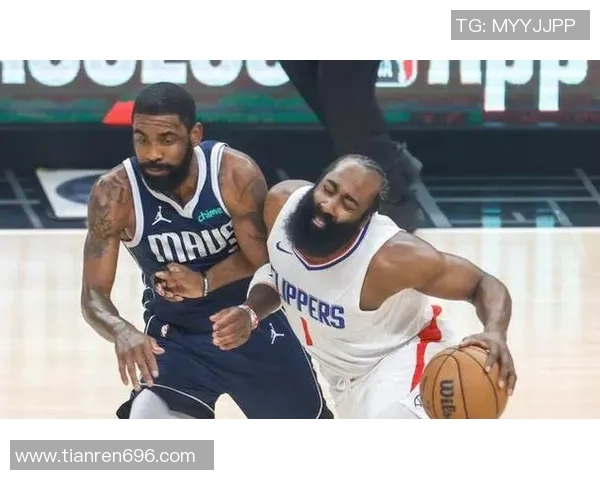 独行侠激战快船 双方焦点对决牵动季后赛命运 关键球员表现成为胜负关键